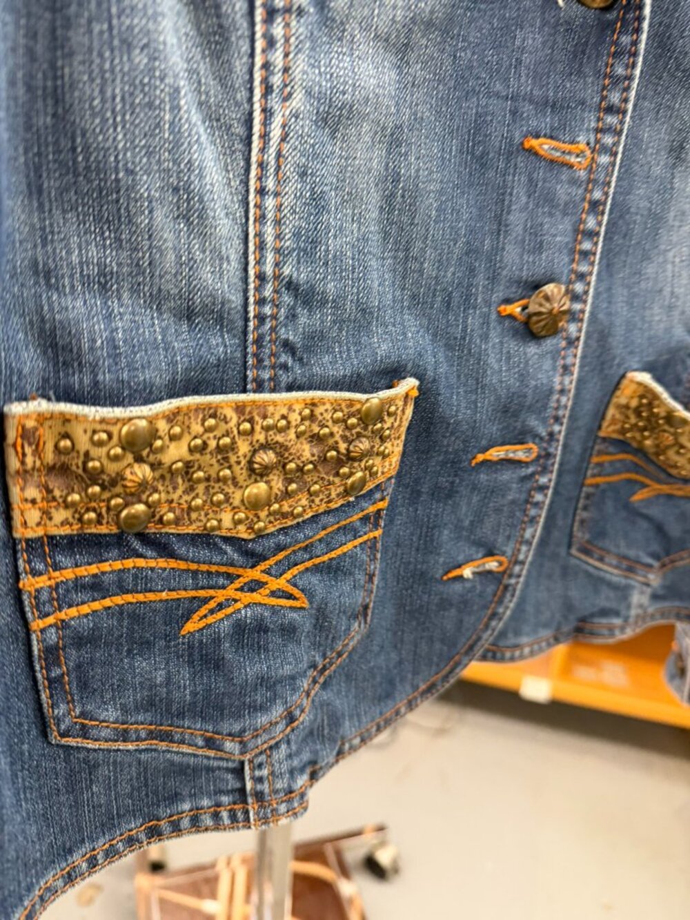 Double D Ranch washed denim jacket - Picture 2 of 9